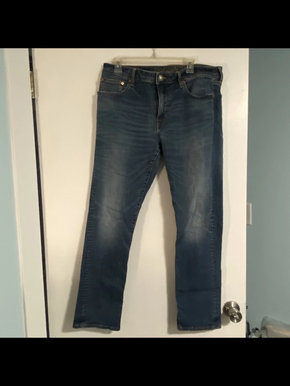 American Eagle Slim Straight Leg Jeans Mens 36x32 Distressed Dark Wash Denim